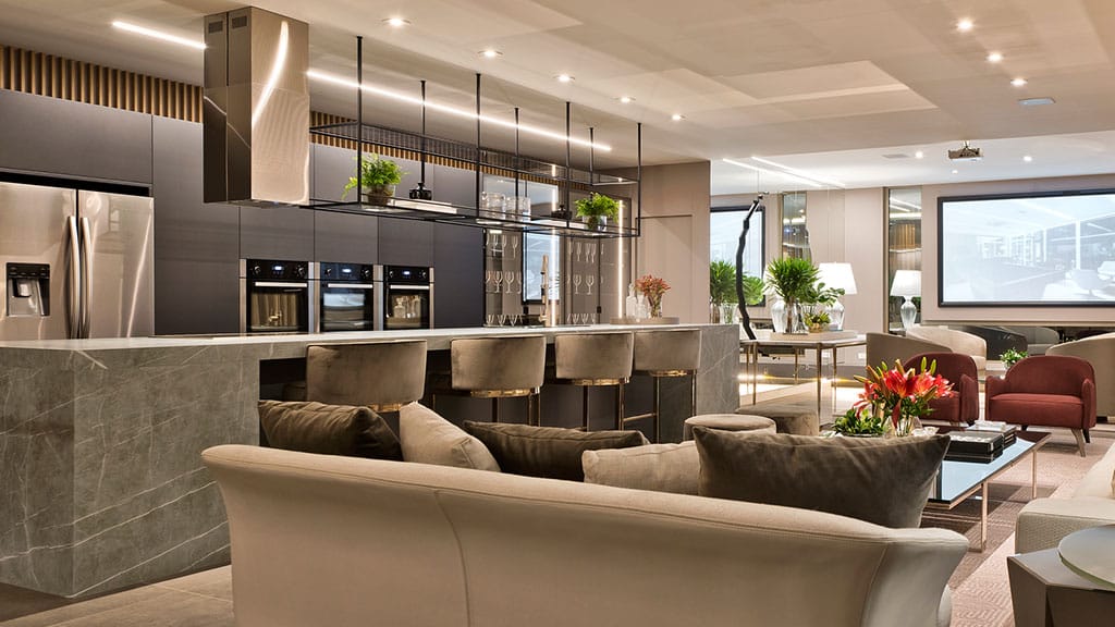 Neolith em área gourmet é referência de sofisticação na CASACOR Paraná